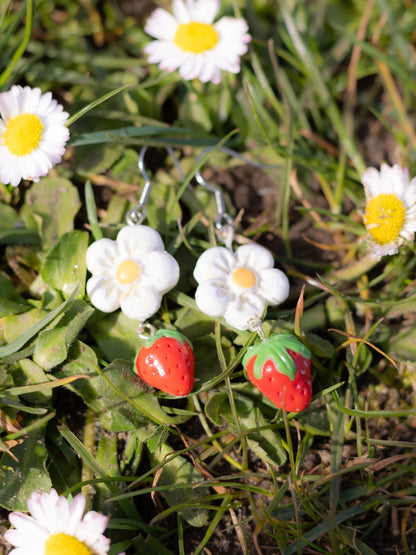 Strawberry Earrings Coquette Aesthetic Gifts Fairy Core Jewelry Strawberry Lover Gift Strawberry Style Food Jewelry Fairycore uniqueearrings