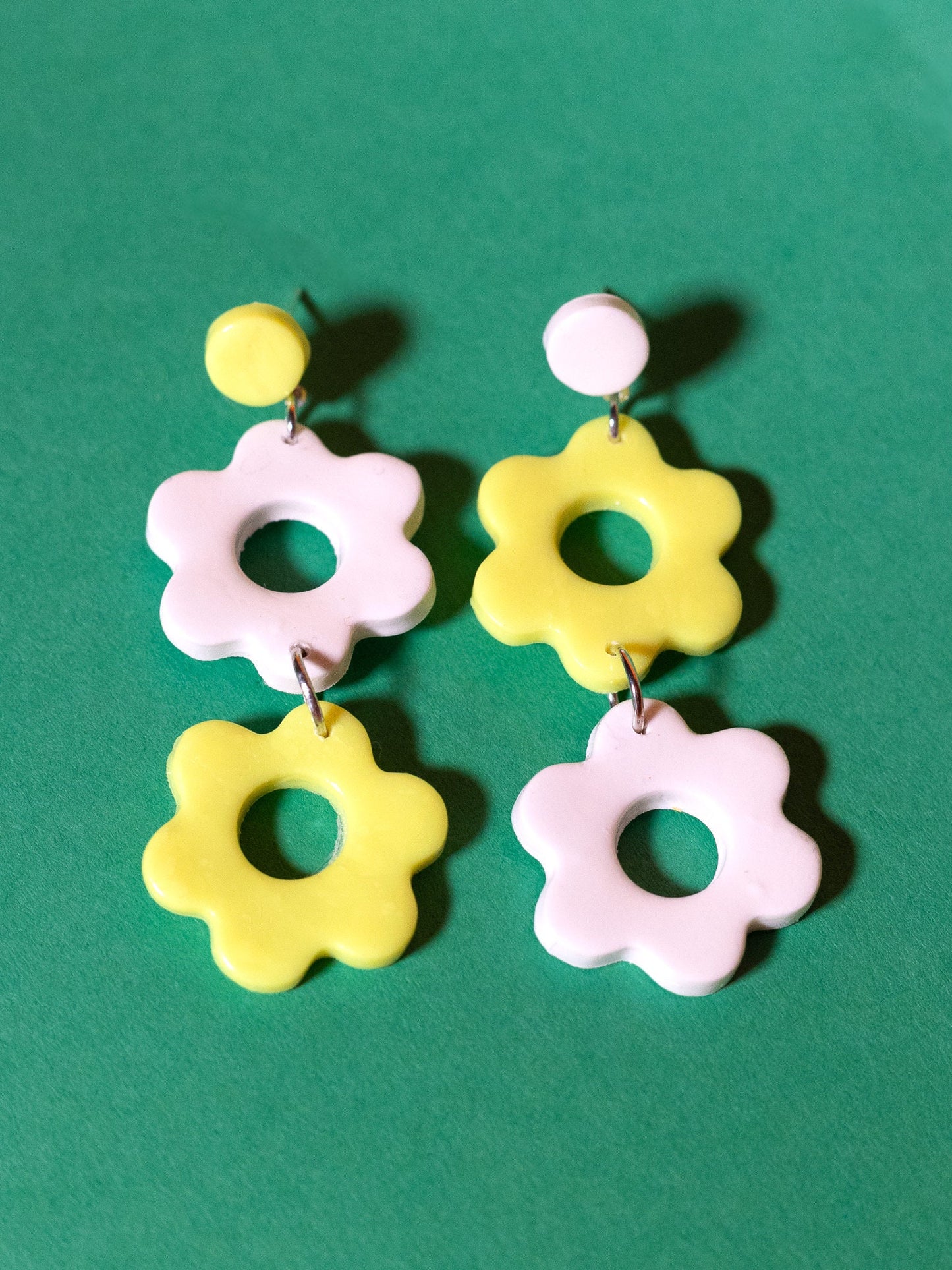 Two Tiered Flower Earrings Retro Groovy Daisy Jewelry Hippy Flower Clayjewelry Retro Groovy Earrings Maximalist Jewelry Lesbian Earrings